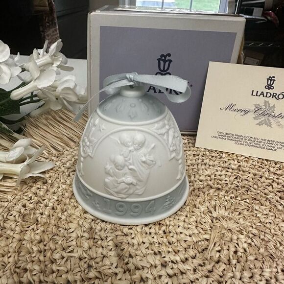 LLADRO Vintage 1994 Christmas Ornament Bell Collection‎ w/ Box Charming Angels - Picture 1 of 7